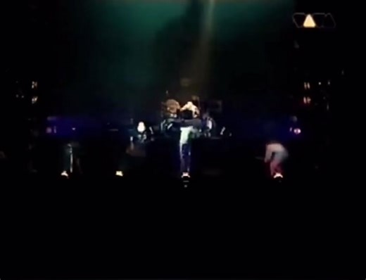 Korn Live Performance of 'Clown' in 1997