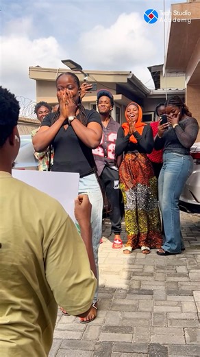 Tech School | Internship | Physical and Online Class on Instagram: "Looking to break into tech or level up your skills? Tech Studio Academy isn’t just a school, it’s where future tech leaders are made.📌 🔥 Hands-on training, 💻 Real-world projects, 🚀 Career-ready skills! Don’t just watch the tech world grow, be a part of it. Join us today, your future in tech starts now‼️ #techstudioacademy #learntech #techschoolinlagos #viral #explorar #explorepage✨ #1millionviews #1kviews❤️ #registernow #1kf