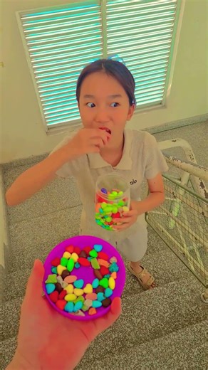 ASMR AMERICA’S 🍡 🍭 🍬 😜 ORIGINAL DUBBLE BUBBLE GUM FRUIT FLAVORS CANDY SOUND ASMR EATING CANDY 🍡 🍭