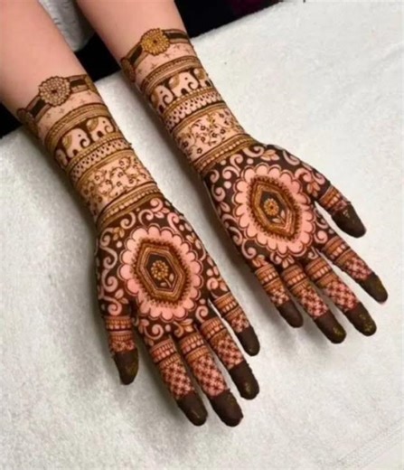 Simple Easy stylish mehndi for front hand ❤️#mehndi #henna #mehandi #trending #viral #youtubeshorts