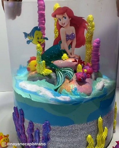 Check out these mesmerizing tsunami cakes! For more cake check out https://www.instagram.com/nayanecapistrano/ | Tasty