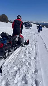 A snowmobile accident Wednesday afternoon required quick response from Gallatin County Sheriff Search and Rescue’s Big Sky volunteers. Read about the rescue at the link in our bio, or at explorebigsky.com. 🎥: Eric Ladd | Explore Big Sky
