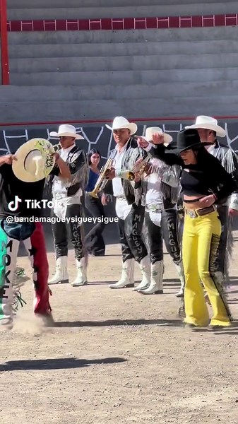 La Patada de Banda Maguey: ¡Baila Quebradita!