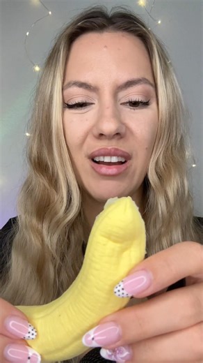 eating fake food #asmr 👀 that 🍌 was a fail! 🤣