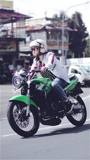 Cinta Ninja: Kecintaan pada Motor Ninja RR