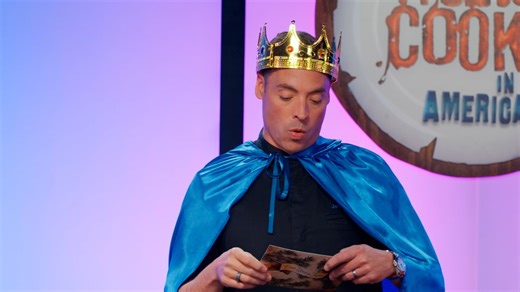 54K views · 210 reactions | "At least my team is a little more dignified"  Catch Jeff Mauro and Chef Antonia Lofaso on back-to-back episodes of #WorstCooks, Sunday at 8|7c! | Food Network | Facebook