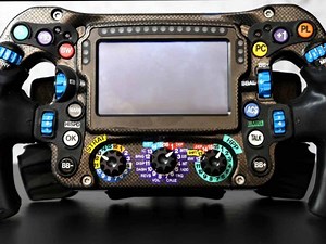 How does an F1 steering wheel work?