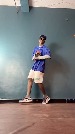 31K views · 30K reactions | Gangsta hop …. #cwalk #cwalking #jddancetutorial | Jd Dance Tutorial | Facebook