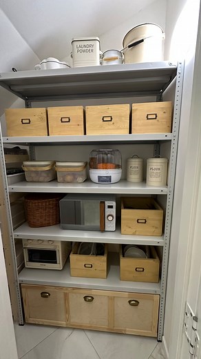 Вдохновлятор🕊️ремонт on Instagram: "Мой новогодний Вам подарок 🎁 Держите БЕСПЛАТНЫЕ гайды по ящикам, лавочке(очень много кто просил сделать). Так же вы найдете бесплатные гайды по *Кровать- подиум * +стеллажи *интерьерный венок *Встроенный шкаф (1 и 2 части) *краска с блестками"