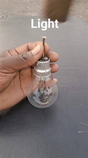 Kharab Bulb Me Light Laga Di 💡 | Old Bulb Reuse | Desi Jugaad #shorts