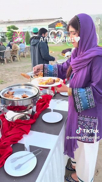 Aftaar Buffet Video Featuring Ammara Ahmad
