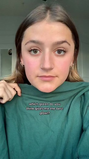 Madelyn Cline Color Analysis: Decoding Bright Spring Palette