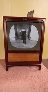 1.3M views · 10K reactions | How they used to make movies w/ Gal Gadot | Zach King | Facebook