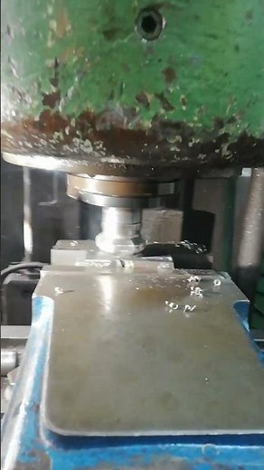 MILLING MACHINING MACRO-ETCH SAMPLE BEFORE EVALUATION IN METALLURGICAL TESTING LABS