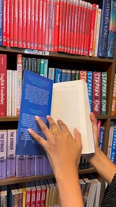 When a book doesn’t just tell stories but takes you on a journey, you know it’s a classic. The Complete Novels of Sherlock Holmes is that journey—mysterious, emotional, unforgettable. #SherlockHolmes #ClassicLiterature #BookLoversBD #MysteryBooks #ReadersOfBangladesh #Bookworms | Bookends