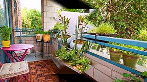 Balcony decorating ideas I How to decorate a small balcony