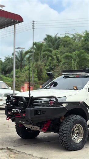 Ultimate Toyota Hilux Off-Road Lift Kit Guide