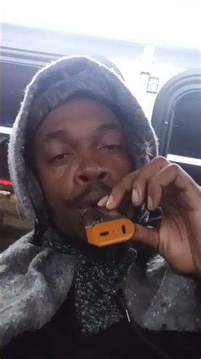 Dr. Junior Yves Pompee Jr. III Example Vapes Smoking Lost Vape Tobacco Free Nicotine