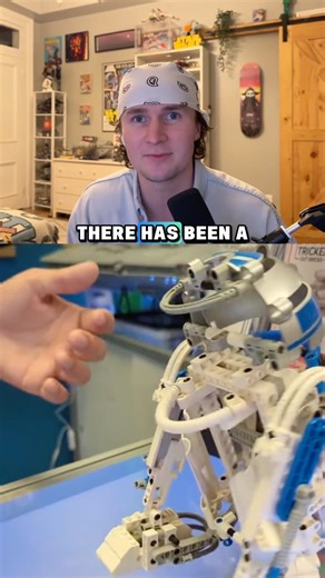 Should LEGO make a movable R2-D2?!?