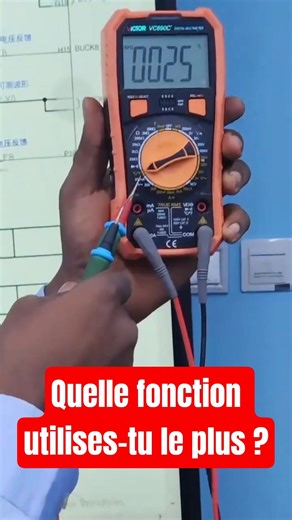 Multimeter: 2 Essential Functions (AC Current & Temperature)! ⚡🌡️