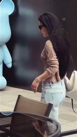 Street Style Lookbook | Black, White & NeutralsOption 4XBeat edit ||The Only Streetwear Inspiration