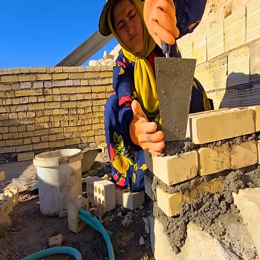 17K views · 603 reactions | Building a doorway — a nomadic lady creates a unique design for a luxurious magical cave | Nomad Shows | Facebook