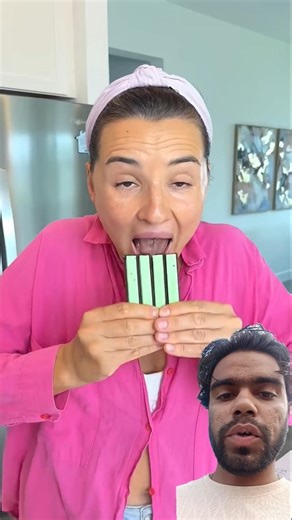 how do you eat the chocolate 🍫🍫🫕 #usa #food #funny #challenge #teamchocolate #thechocolatelifelive