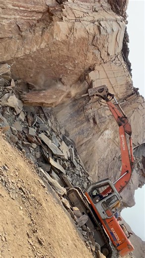 #stonecrusher #jawcrusher #rockcrusher “Welcome to our channel, where we showcase the latest in heavy machinery and industrial equipment! In this video, we’re featuring the satisfying stone crushing process, using a giant rock crusher machine. If you’re looking for a relaxing and calming experience, you’ve come to the right place. The sound of the crusher in action, combined with the sight of the rocks being crushed into smaller pieces, is sure to trigger your ASMR. The giant rock crusher machin