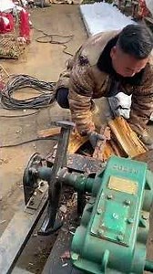 The best wood splitter #splitting wood is easy