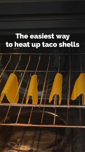 23K views · 43 reactions | This is the easiest way to heat up taco shells without getting any dishes dirty! For our favouritee easy taco recipes, Google 'BestRecipes Easy recipes taco tuesdays' #kitchenhacks #cookinghack #tacohack #hardshelltacos #crunchytacos | Best Recipes | Facebook