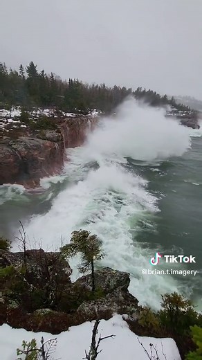 Exploring the Power of Lake Superior's Massive Waves