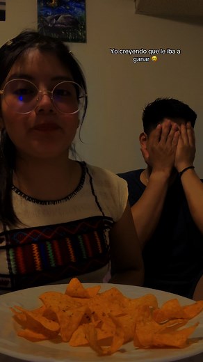 Así ya no juego 😛 | Aris Trinidad