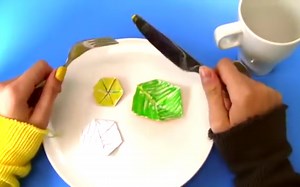 翻折六边形的故事 1 （Hexaflexagons）