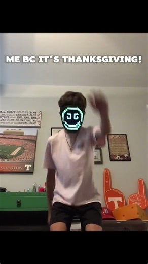 Happ thanksgiving y’all! #subscribe #thanksgiving #dance #shorts #share