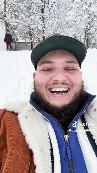 Exploring the Beauty of Snow in Abugoku with Islam9999