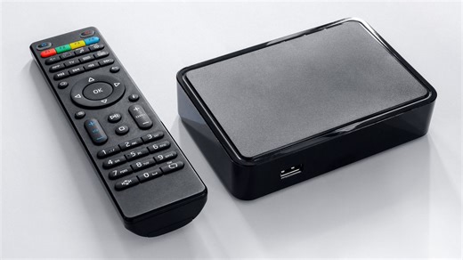 Jusqu’à 800.000 euros d’amende et 5 ans de prison : voici ce que risquent les 115.000 abonnés à l’IPTV récemment identifiés - RTBF Actus