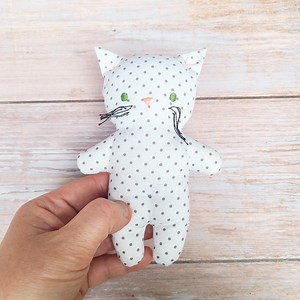 Cat Sewing Pattern, 16 Cm (6,5") Tall Plushie With a Sleeping Bag - Etsy