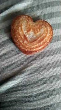 Is biscut k kya kehene @nandiniborkar456 Just an experiment :) sung by NandiniBorkar