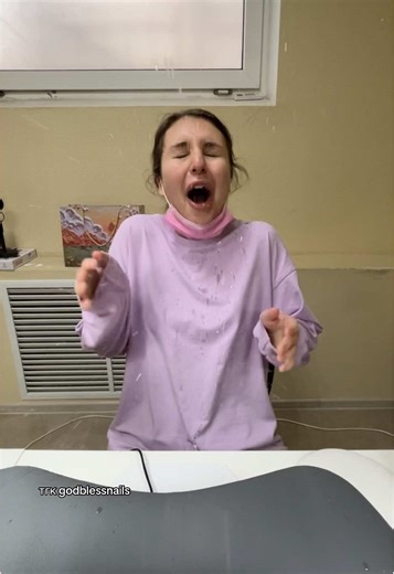 Яркий маникюр в Краснодаре от мастера God Bless Nails