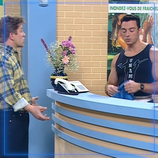 122K views · 1.7K reactions | Pendant que Marc, qui est amoureux d'une Brésilienne, s'apprête à la recevoir pour le dîner, les filles se sont aperçues qu'elles ne tenaient pas vraiment à Daniel. Elles décident de partir en campagne de séduction... | Génération Sitcoms | Facebook