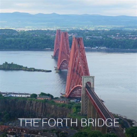 The stunning Forth Bridge which crosses the River Forth between Edinburgh and the Kingdom of Fife. #Scotland #TheForthBridge #ForthBridge #TheKiltedPhoto | The Kilted Photographer