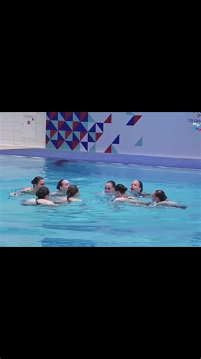 Mastering Synchronized Swimming Techniques for Beginners