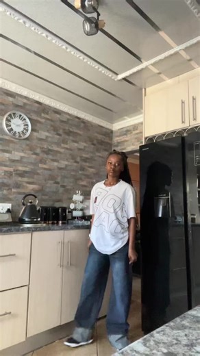 Unique Lighting Techniques for Dance Videos