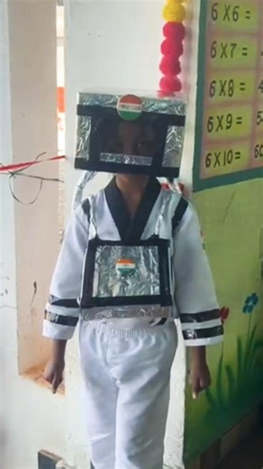 Diy Astronaut simple costume. #Diyfancydress #scienceexibition #fancydresscompetition