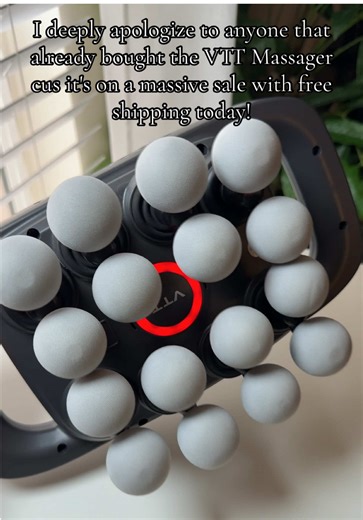 It’s massively discounted rn with free shipping! Link is below 👇🏼 @VTT Brand Store #massagetherapy #massager #backpainrelief #backpain #massage