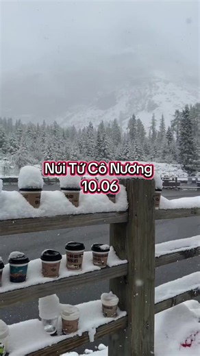Tuyết rơi mùa hè ở Núi Tứ Cô Nương (Đạo Thành Á Đinh) - 22/06?