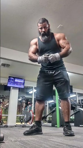 Muscle God Samson Hercules Shoulders Are Huge!!