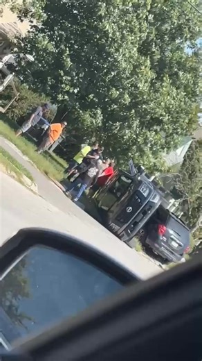 53K views · 373 reactions | Property Damage Accident/Roll-Over Area/Location: 2100 Block of Ave A Responding: Council Bluffs Police, Council Bluffs Fire & Rescue - E31, T32 & FC2 2 Vehicle/Roll-over and extrication Photos by: Cheyenne VanCleave Thank you Cheyenne | Council Bluffs Scanner | Facebook