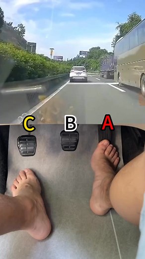 238K views · 319 reactions | Improper car braking can threaten your life! #dicas #toolstour #satisfyingsounds #dips #asmrvideo #pourtoi #bricolage #goodtips #tools #LearnOnTfbreals #asmrsounds #ASMR #goodtips #astuce #DIY #tips | Learn Car 7 | Facebook