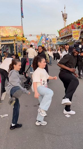 Mit den Kids tanzen – unsere Zukunft bewegt sich! #dancer #dance #jerusalem #positivevibes #happynewyear #2025 | kionthegreat1